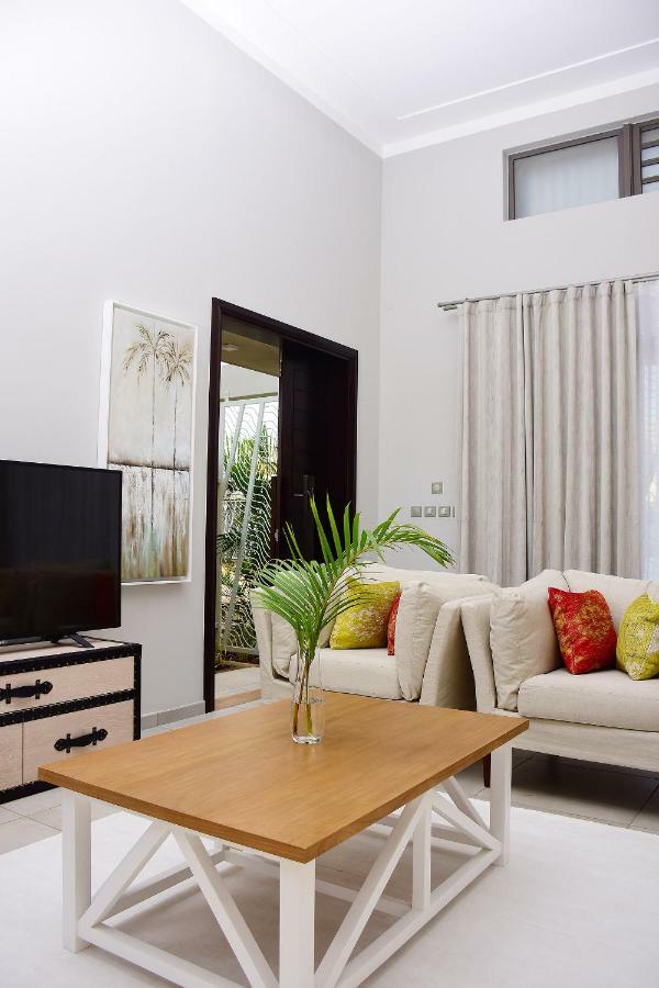 Luxury Villas At Royal Park บาลาคลาวา ภายนอก รูปภาพ